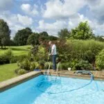 pool reinigen anleitung tipps