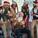 Weihnachtsfeier langweilig Spiele